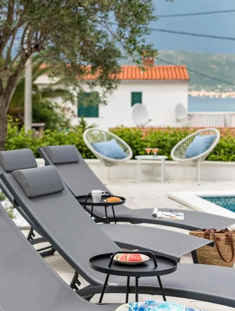 Apartment In Arbanija With Sea View, Terrace, Air Conditioning, Wifi 5139-2 Trogir